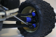 Load image into Gallery viewer, Silicone Driveshaft Dust Boots - Revo/T-Maxx/E-Maxx - Blue